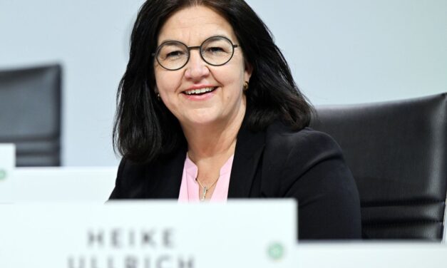 اختيار هايك أولريش لمنصب الأمين العام للاتحاد الألماني لكرة القدم