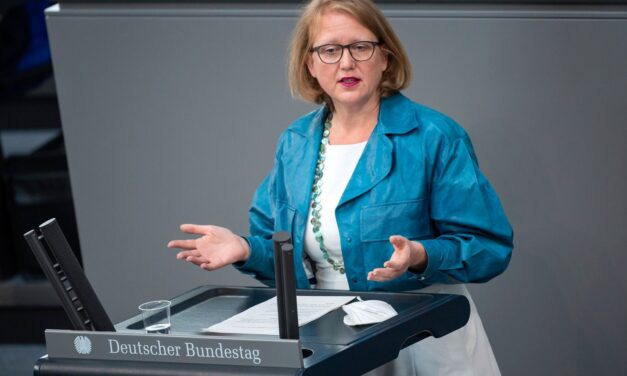 Zum Amtsantritt von Jugendministerin Lisa Paus