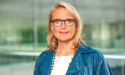 Bundesfamilienministerium verlängert Frauenförderprogramm „Stark im Beruf“