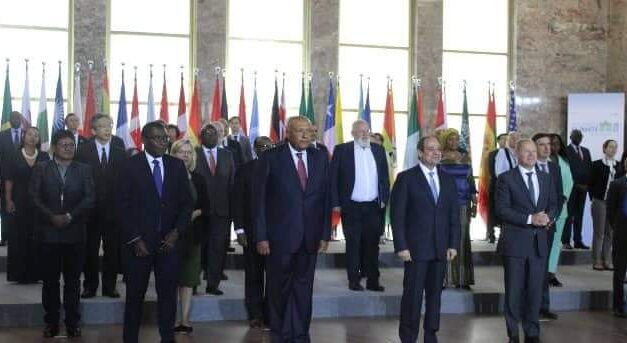 المستشار الألماني يتطلع لنجاح قمة المناخ في مصر