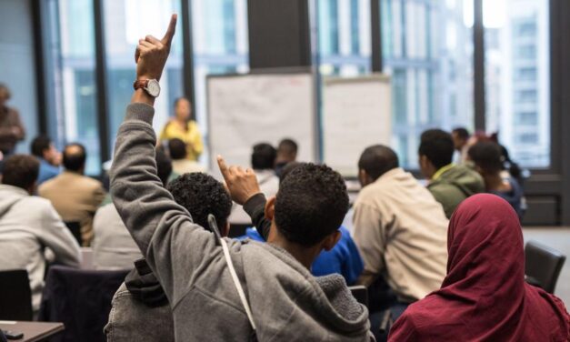 Mehr als 500.000 Zugewanderte in Sprachkursen oder Orientierungsangeboten des Bundes