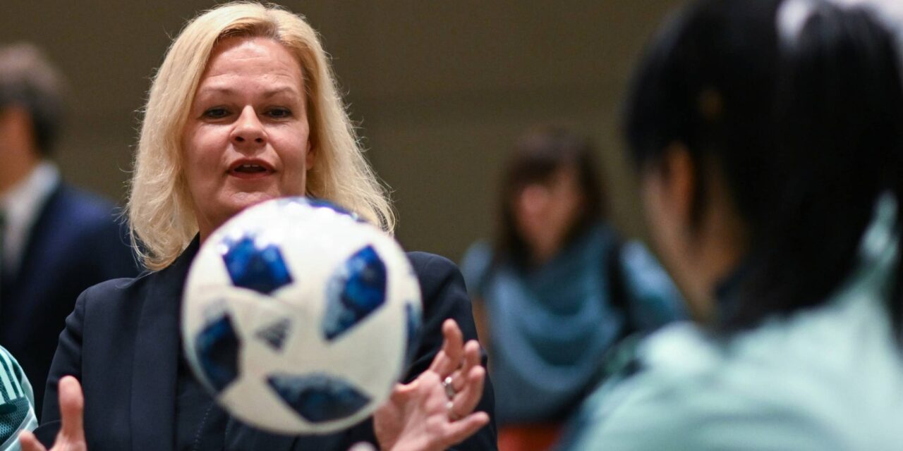 Bundesinnenministerium übergibt dem Bundestag den 15. Sportbericht   