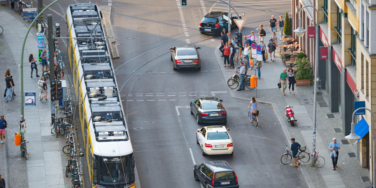 Senat bereitet neuen Entwurf für die Themen Wirtschaftsverkehr und Neue Mobilität im Mobilitätsgesetz vor