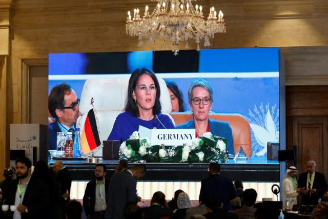 حماس تعمق خلافات قمة القاهرة