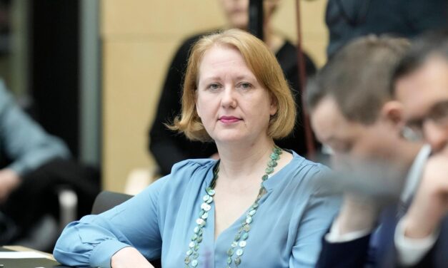 Kabinettsmitglieder unterstützen Bekämpfung von Sexismus