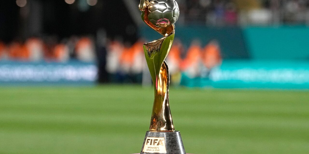 الفيفا يتفقد ملاعب كأس العالم للسيدات 2027