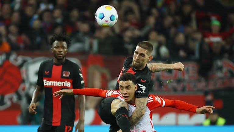 ليفركوزن يفوز علي بايرن بثلاثية ويزيد فارق النقاط مع بايرن ميونيخ 