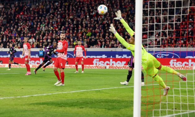 بايرن يواصل نزيف النقاط ويبتعد عن اللقب