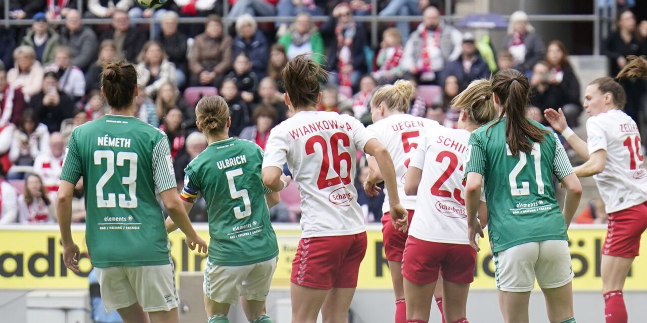 FC-FRAUEN SIEGEN VOR ÜBER 30.000 ZUSCHAUERN