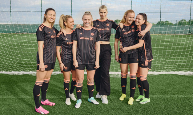 بايرن ميونيخ للسيدات يحتفل بيوم المراة العالمي