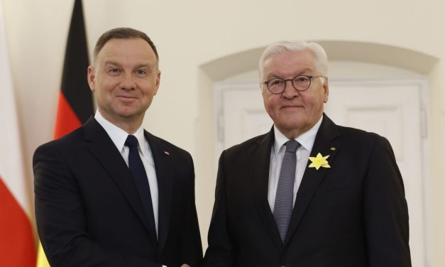 الرئيس الألماني يطلب الصفح عن جرائم النازية في بولندا