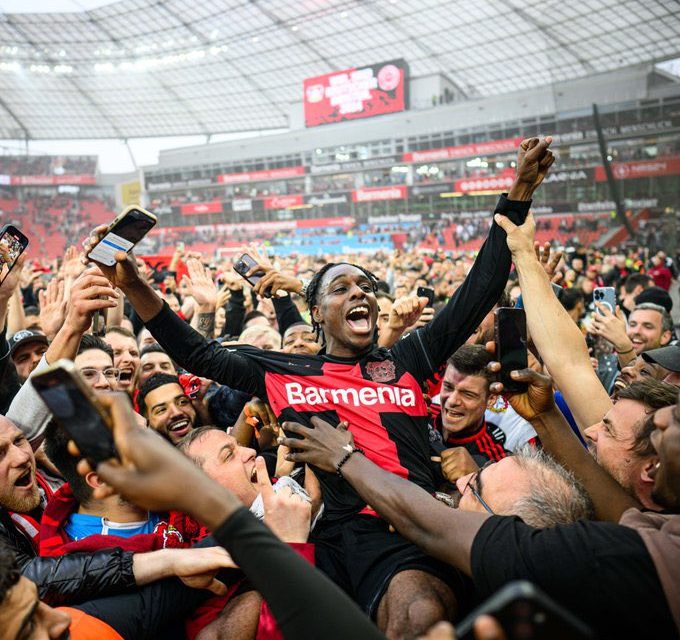 Leverkusen siegt gegen Bremen und holt erstmals den Titel