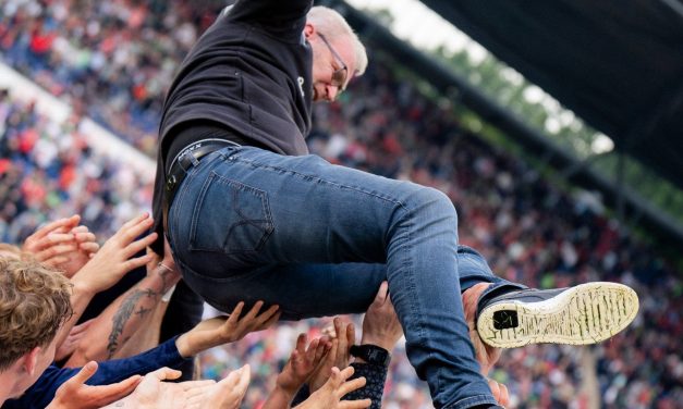 Hannover 96 gegen Holstein Kiel