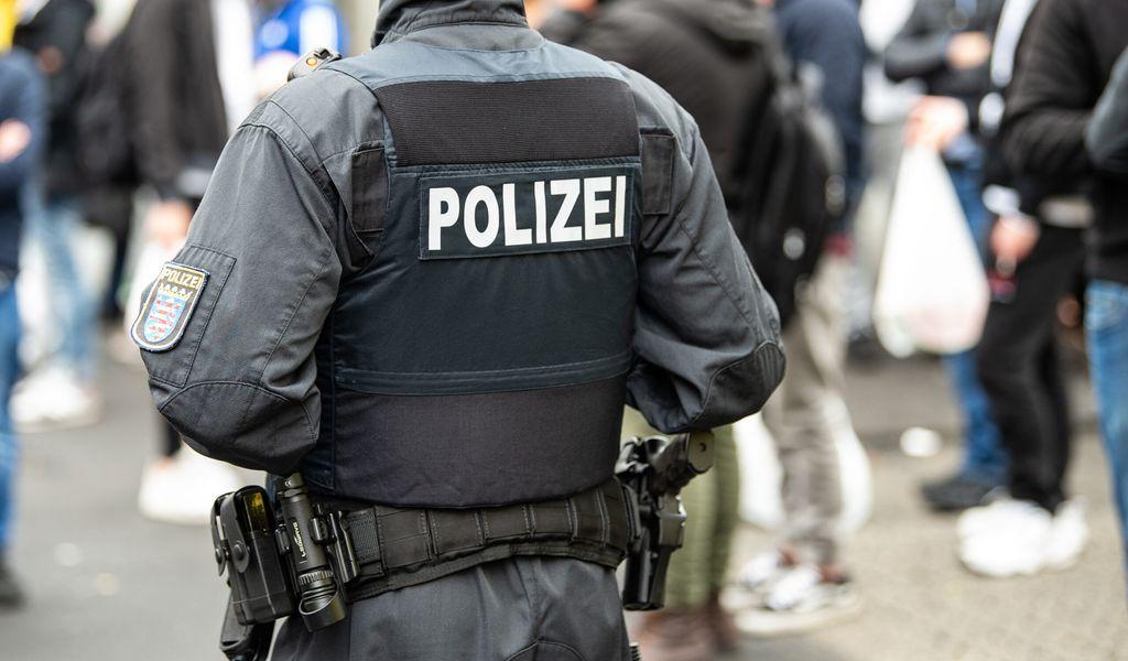 انتشار عناصر الشرطة الأوروبية مع الألمانية خلال اليورو