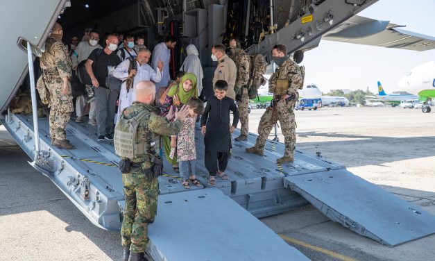 Aufnahmeprogramm Afghanistan retten.. Anlässlich des dritten Jahrestages der Machtübernahme der Taliban