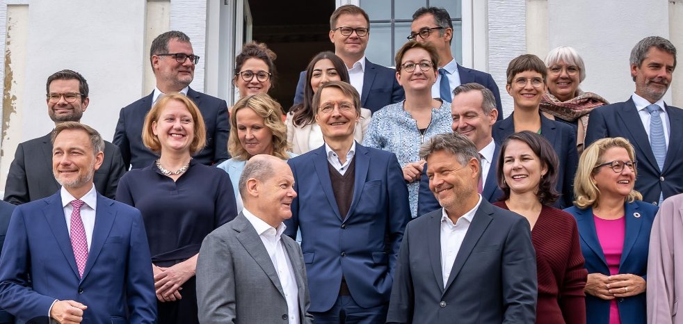 زيادة حالات الطعن في ألمانيا والحكومة تشدد الإجراءات