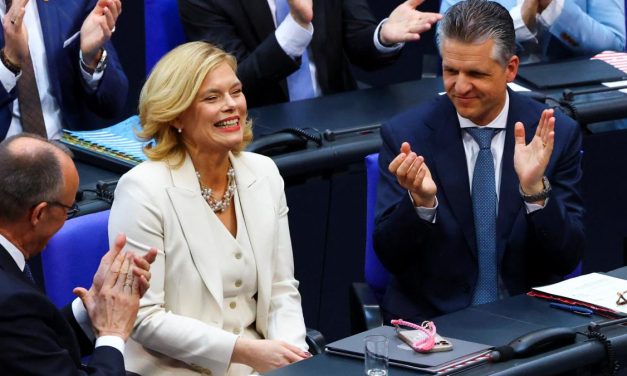 انتخاب جوليا كلوكنر رئيسا للبرلمان