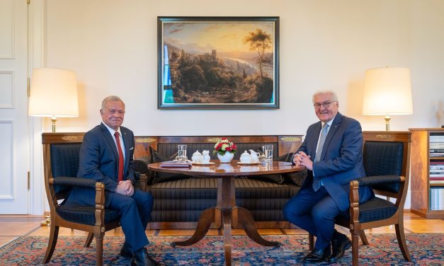 ملك الأردن يغادر برلين