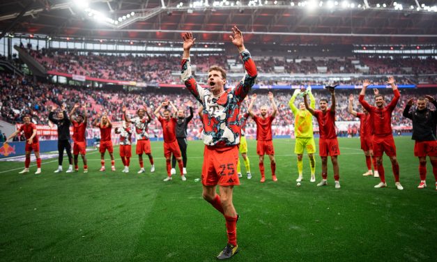 FC Bayern wird nach Leverkusens Patzer vorzeitig Meister