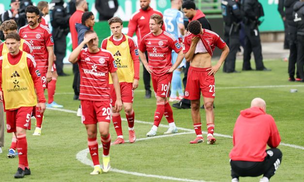 Relegation: VfL Wolfsburg gegen SC Paderborn