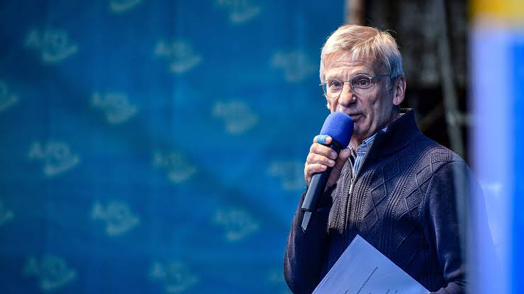 AFD: SPD und CDU bringen uns den Überwachungsstaat