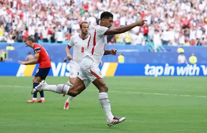 England ringt Norwegen in der Schlussphase nieder