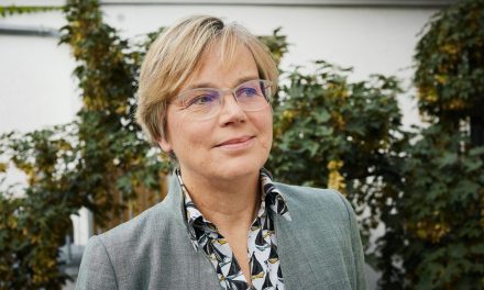 Caritas-Präsidentin mit Verdienstorden der Malteser ausgezeichnet